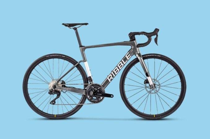 ribble endurance sl e-enthusiast e-bike blue background